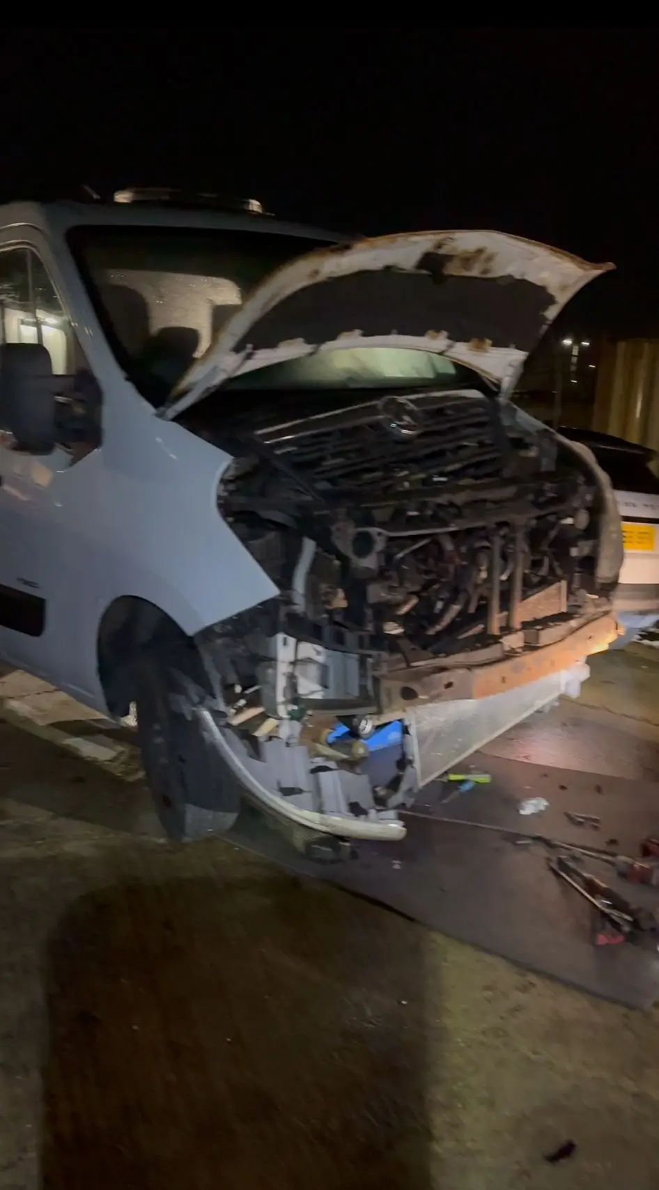 Van/Hybrid Specialist